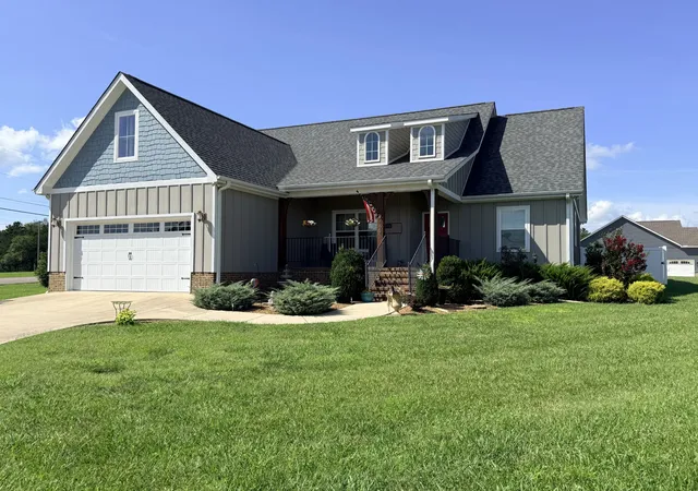 Photo 2 of Single family home for sale at 124 Droon Dr, Mc Minnville, TN 37110 | MLS# 3306270 | Listing updated on 2026-08-15