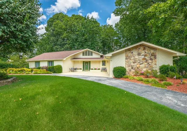 2nd image of 6422 Lake Shadows Circle, Hixson, TN 37343 | MLS# 3311754