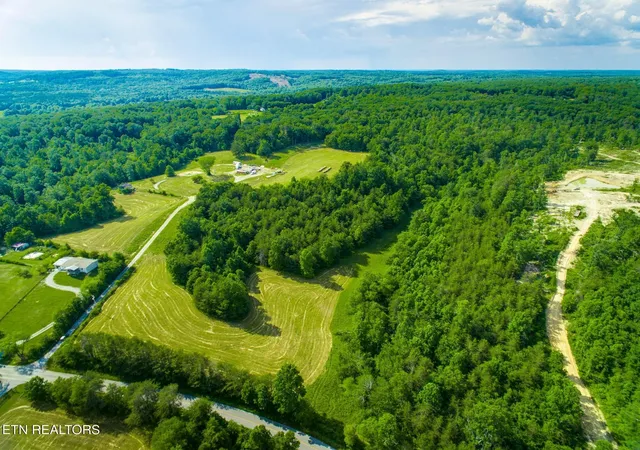 2nd image of 151 Ramsey Rd, Crossville, TN 38572 | MLS# 3305232