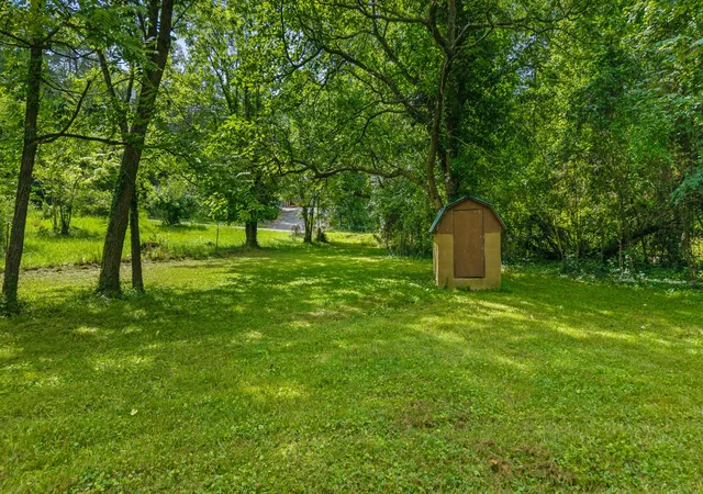 3rd image of 195 Crisp Lane, Decatur, TN 37322 | MLS# 3305261
