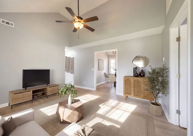 Photo 2 of Single family home for sale at 9008 Lomond Dr, Smyrna, TN 37167 | MLS# 3336196 | Listing updated on 2026-09-19