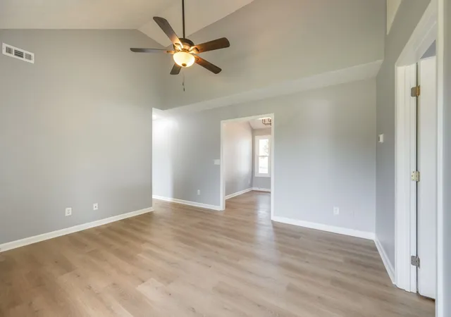 Photo 3 of Single family home for sale at 9008 Lomond Dr, Smyrna, TN 37167 | MLS# 3336196 | Listing updated on 2026-09-19