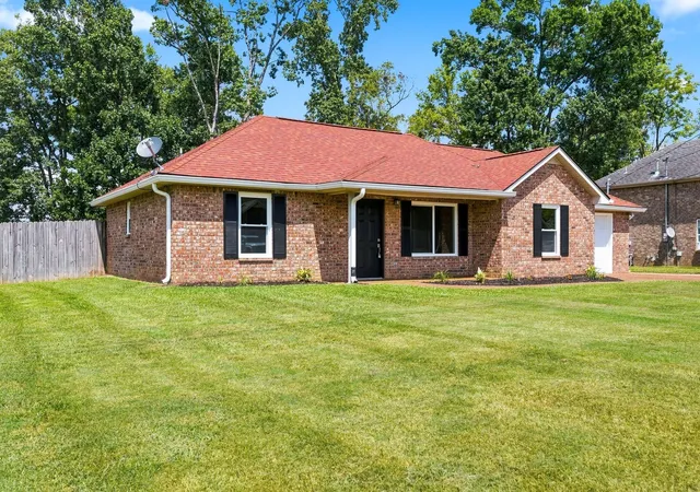 Photo 4 of Single family home for sale at 9008 Lomond Dr, Smyrna, TN 37167 | MLS# 3336196 | Listing updated on 2026-09-19
