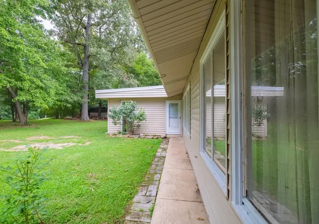 44th image of 1915 Country Club Dr, Tullahoma, TN 37388 | MLS# 3305329