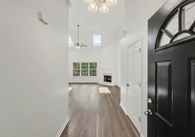 Photo 3 of Single family home for sale at 2904 Schoolside St, Murfreesboro, TN 37128 | MLS# 3320527 | Listing updated on 2026-09-22