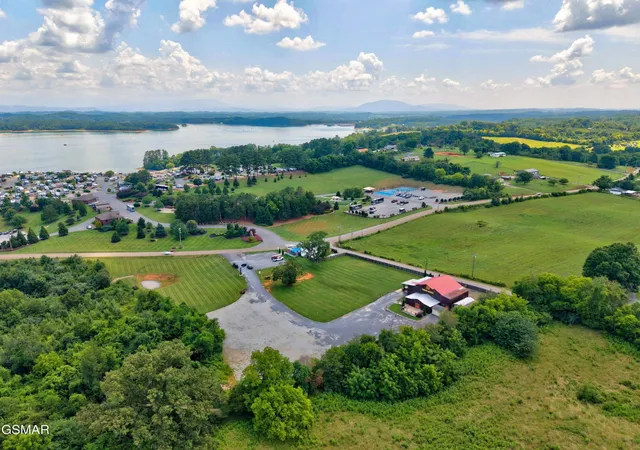 49th image of 1686 Tennessee 139, Dandridge, TN 37725 | MLS# 3305406