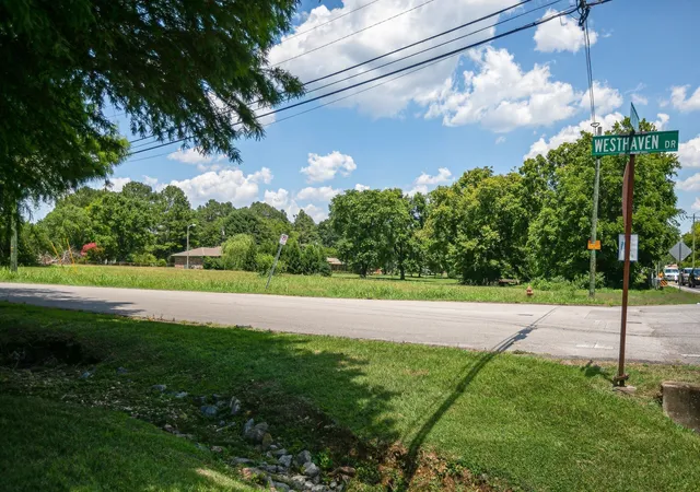 Land for sale at 8356 Highway 100, Nashville, TN 37221 | MLS# 3305433