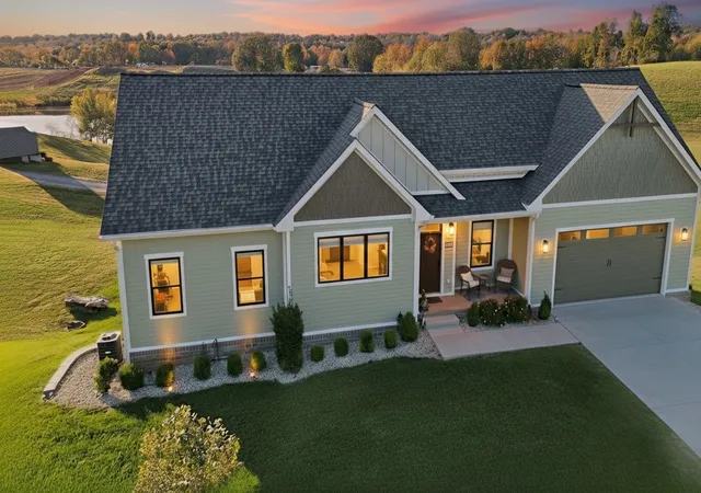 Photo 3 of Single family home for sale at 426 Moon Bay Dr, Kuttawa, KY 42055 | MLS# 3305756 | Listing updated on 2026-10-08