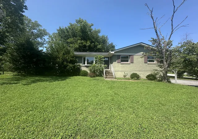 Photo 2 of Single family home for sale at 473 Sunliner Dr, Nashville, TN 37209 | MLS# 3305523 | Listing updated on 2026-08-18