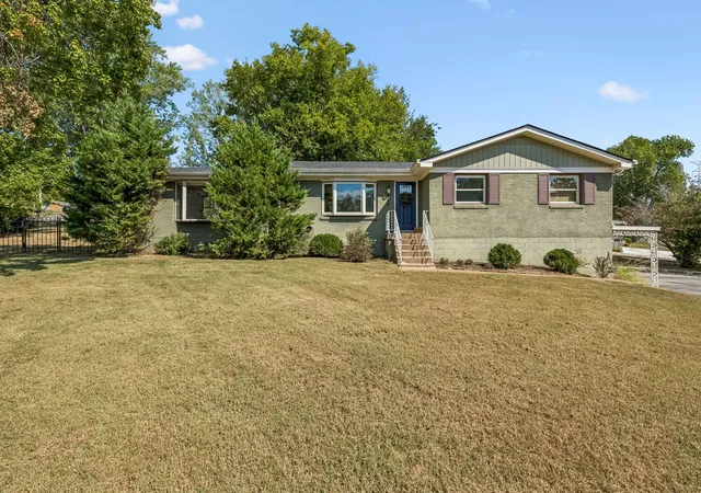 Photo 1 of Single family home for sale at 473 Sunliner Dr, Nashville, TN 37209 | MLS# 3305523 | Listing updated on 2026-10-06