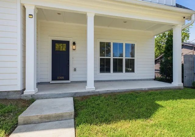 Photo 2 of Single family home for sale at 2305 Lacy St, Nashville, TN 37208 | MLS# 3306125 | Listing updated on 2026-08-25