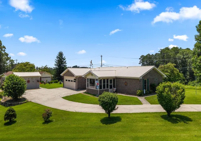 3rd image of 130 County Road 550, Athens, TN 37303 | MLS# 3305487