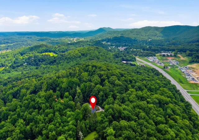 51st image of 140 Magna Vista Dr, Harriman, TN 37748 | MLS# 3305493