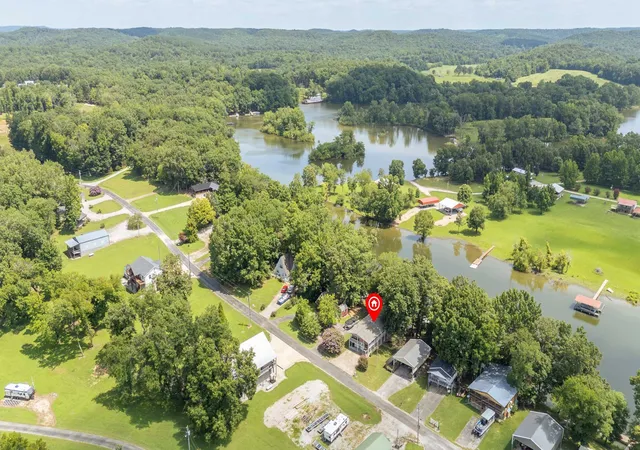 2nd image of 201 Beechview Dr, Clifton, TN 38425 | MLS# 3305825