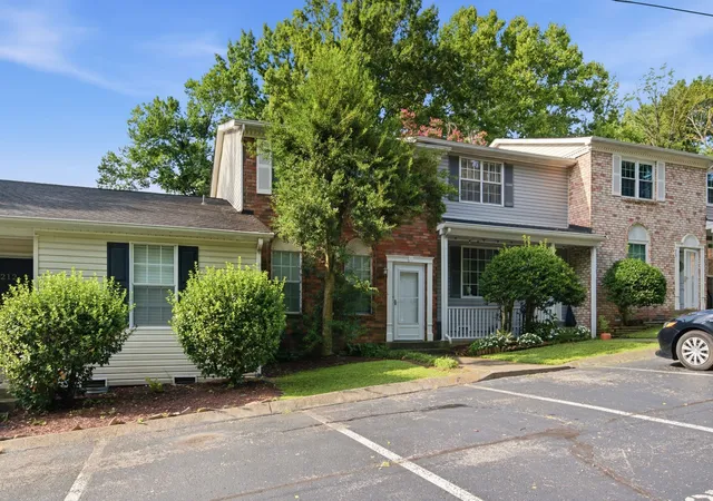 Photo 1 of Townhouse for sale at 211 Oak Grv Dr, Nashville, TN 37217 | MLS# 3305564 | Listing updated on 2026-07-24