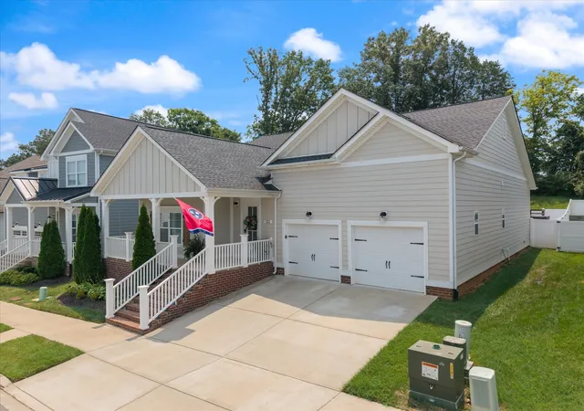 2nd image of 132 Daniel St, Pleasant View, TN 37146 | MLS# 3312612