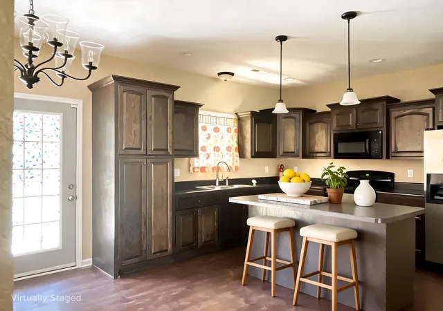 Photo 4 of Single family home for sale at 1408 Shady Grv Rd, Russellville, AL 35653 | MLS# 3305600 | Listing updated on 2026-08-09