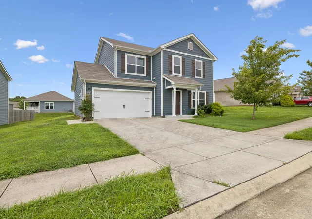 Single family home for sale at 2708 Swarm Ct, Columbia, TN 38401 | MLS# 3305752