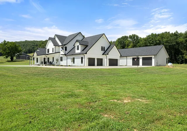 4th image of 150 Scenic Cir, Pulaski, TN 38478 | MLS# 3319329