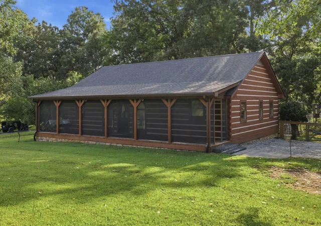 2nd image of 4628 County Home Rd, Paris, TN 38242 | MLS# 3305624