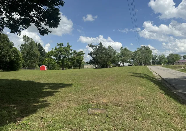 Photo 2 of Sale Pending at 9663 Old Hillsboro Rd, Bon Aqua, TN 37025 | MLS# 3305959 | Listing updated on 2026-08-31