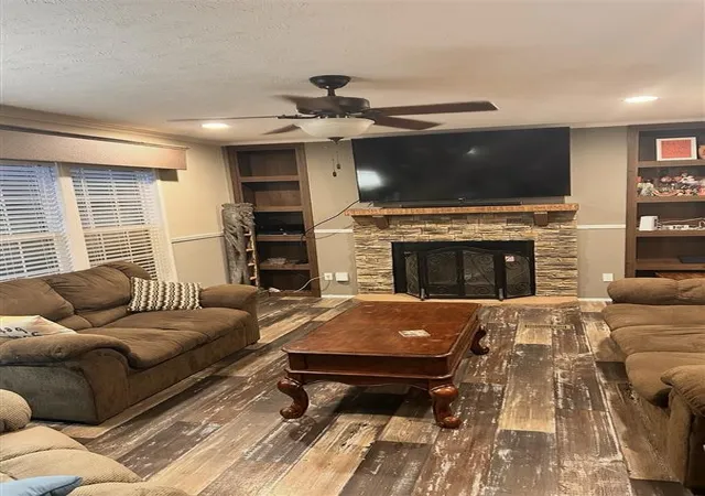 Photo 3 of Sale Pending at 9663 Old Hillsboro Rd, Bon Aqua, TN 37025 | MLS# 3305959 | Listing updated on 2026-08-31