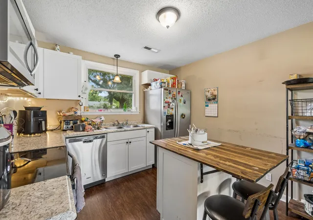 Photo 4 of Single family home for sale at 311 Rue Le Mans Dr, Clarksville, TN 37042 | MLS# 3308958 | Listing updated on 2026-09-06