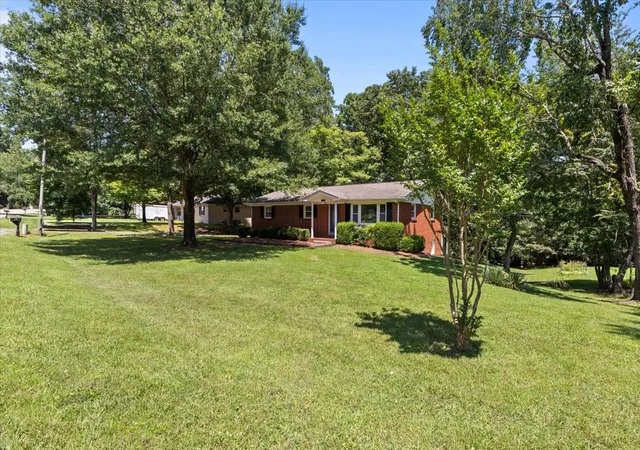 45th image of 353 Powers Blvd, Waverly, TN 37185 | MLS# 3305952