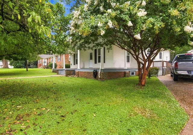 3rd image of 404 S Jefferson St, Winchester, TN 37398 | MLS# 3306656