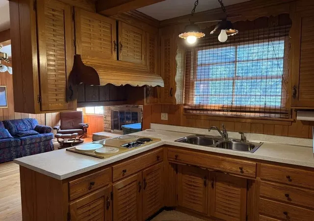 Photo 3 of Single family home for sale at 102 Graycroft Ct, Madison, TN 37115 | MLS# 3612044 | Listing updated on 2026-10-06