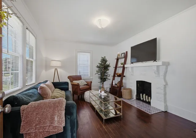 Photo 3 of Single family home for sale at 1215 North 7th St, Nashville, TN 37207 | MLS# 3309372 | Listing updated on 2026-08-13