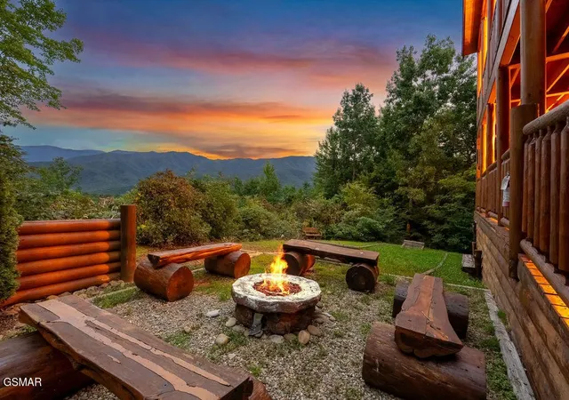 3rd image of 556 Thissa Way, Gatlinburg, TN 37738 | MLS# 3305698