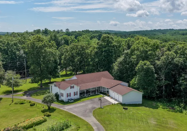 3rd image of 7055 Mooneyham Lonewood Road, Spencer, TN 38585 | MLS# 3305720