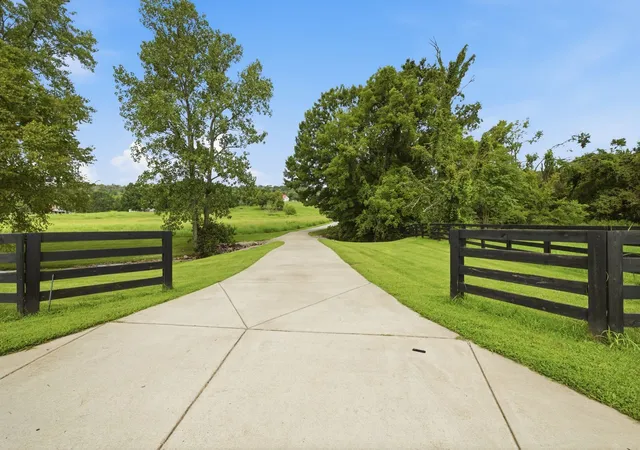 Photo 3 of Single family home for sale at 7595 Nolensville Rd, Nolensville, TN 37135 | MLS# 3306128 | Listing updated on 2026-08-07