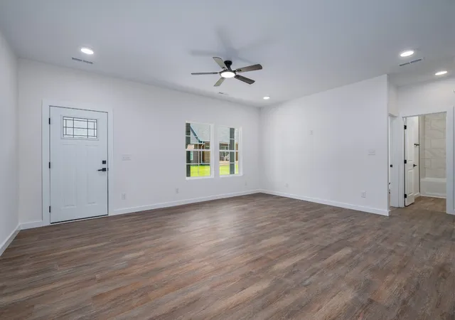 Photo 3 of Single family home for sale at 145 Maxwell St, Cookeville, TN 38506 | MLS# 3510795 | Listing updated on 2026-09-21