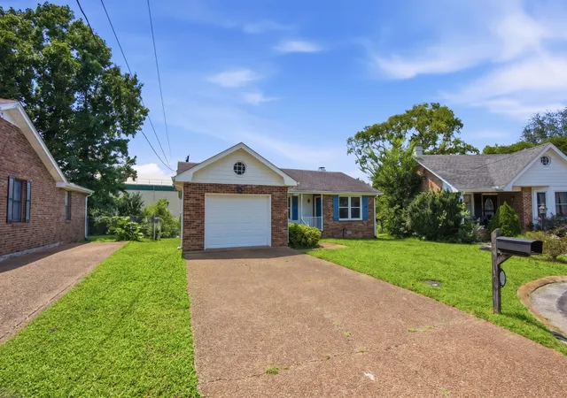 Photo 2 of Single family home for sale at 1128 Idlewild Ct, Madison, TN 37115 | MLS# 3311461 | Listing updated on 2026-10-08