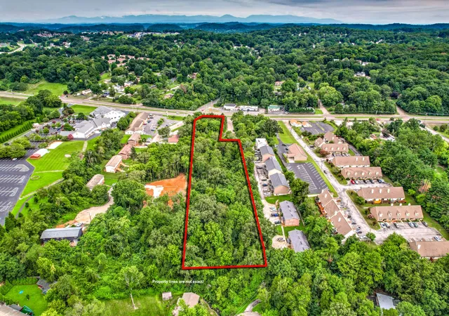 1st image of 1155 Copperwood Ln, Knoxville, TN 37923 | MLS# 3511073