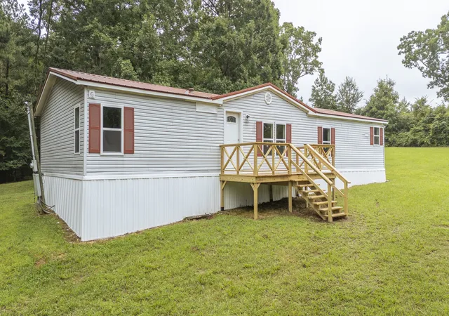 Photo 2 of Manufactured home for sale at 4042 May Branch Rd, Iron City, TN 38463 | MLS# 3306139 | Listing updated on 2026-08-25