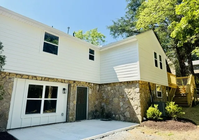 Photo 2 of Multi family home for sale at 604 Debbie Dr, Hermitage, TN 37076 | MLS# 3306024 | Listing updated on 2026-08-27