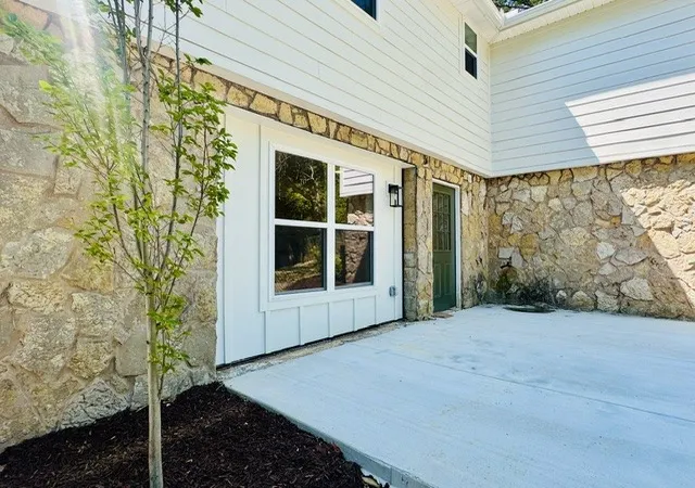Photo 3 of Multi family home for sale at 604 Debbie Dr, Hermitage, TN 37076 | MLS# 3306024 | Listing updated on 2026-08-27