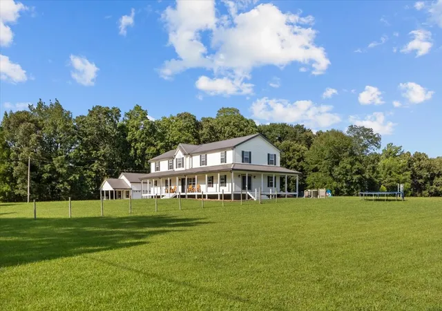 3rd image of 1015 Garners Creek Rd, Dickson, TN 37055 | MLS# 3306385