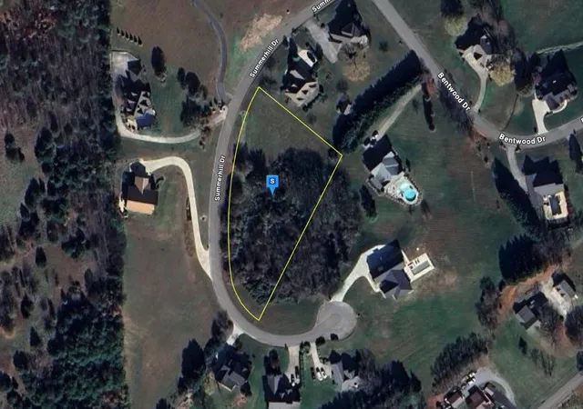 1st image of 425 Summerhill Dr, Kodak, TN 37764 | MLS# 3306013