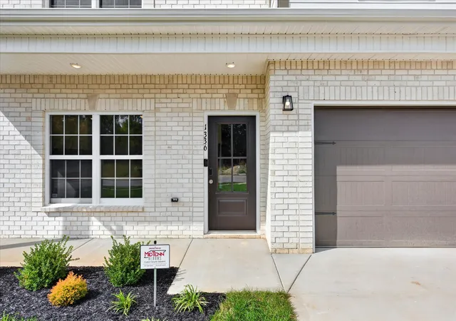 Photo 3 of Single family home for sale at 1336 Mourning Cloak Dr, Clarksville, TN 37043 | MLS# 3306055 | Listing updated on 2026-10-10