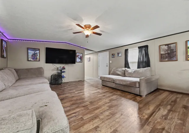4th image of 330 Oak Leaf Cir, Maryville, TN 37804 | MLS# 3306085