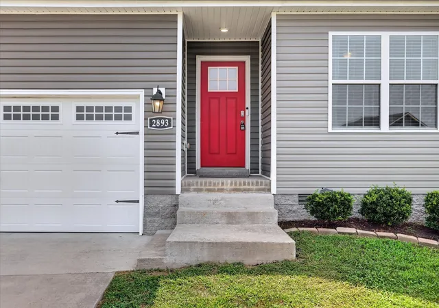 Photo 1 of Single family home for sale at 2893 Teakwood Dr, Clarksville, TN 37040 | MLS# 3511071 | Listing updated on 2026-10-12