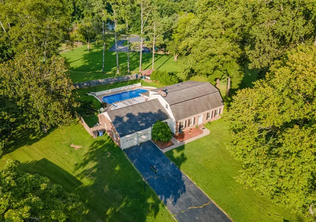 5th image of 105 Cayce Valley Dr, Columbia, TN 38401 | MLS# 3306091