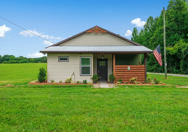 3rd image of 4895 Webbs Camp Rd, Walling, TN 38587 | MLS# 3306089