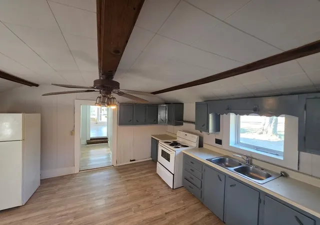 3rd image of 18 Brown Teal Rd, Petersburg, TN 37144 | MLS# 3306109