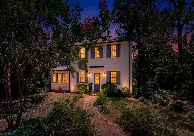Photo 3 of Single family home for sale at 402 Lynnwood Blvd, Nashville, TN 37205 | MLS# 3306145 | Listing updated on 2026-09-03