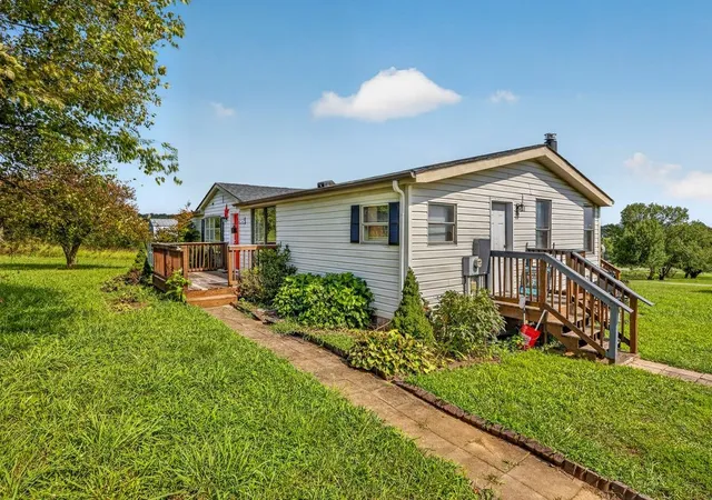3rd image of 45 Tomlinson Rd, Lebanon, TN 37087 | MLS# 3306423